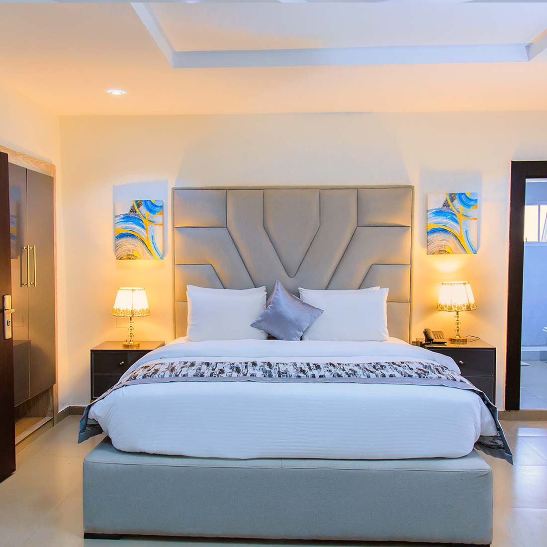 /web/uploads/116/Aries Suites/room-photos/One Bedroom Apartment/aries-suites-p4-bedroom-apartment-002.jpg